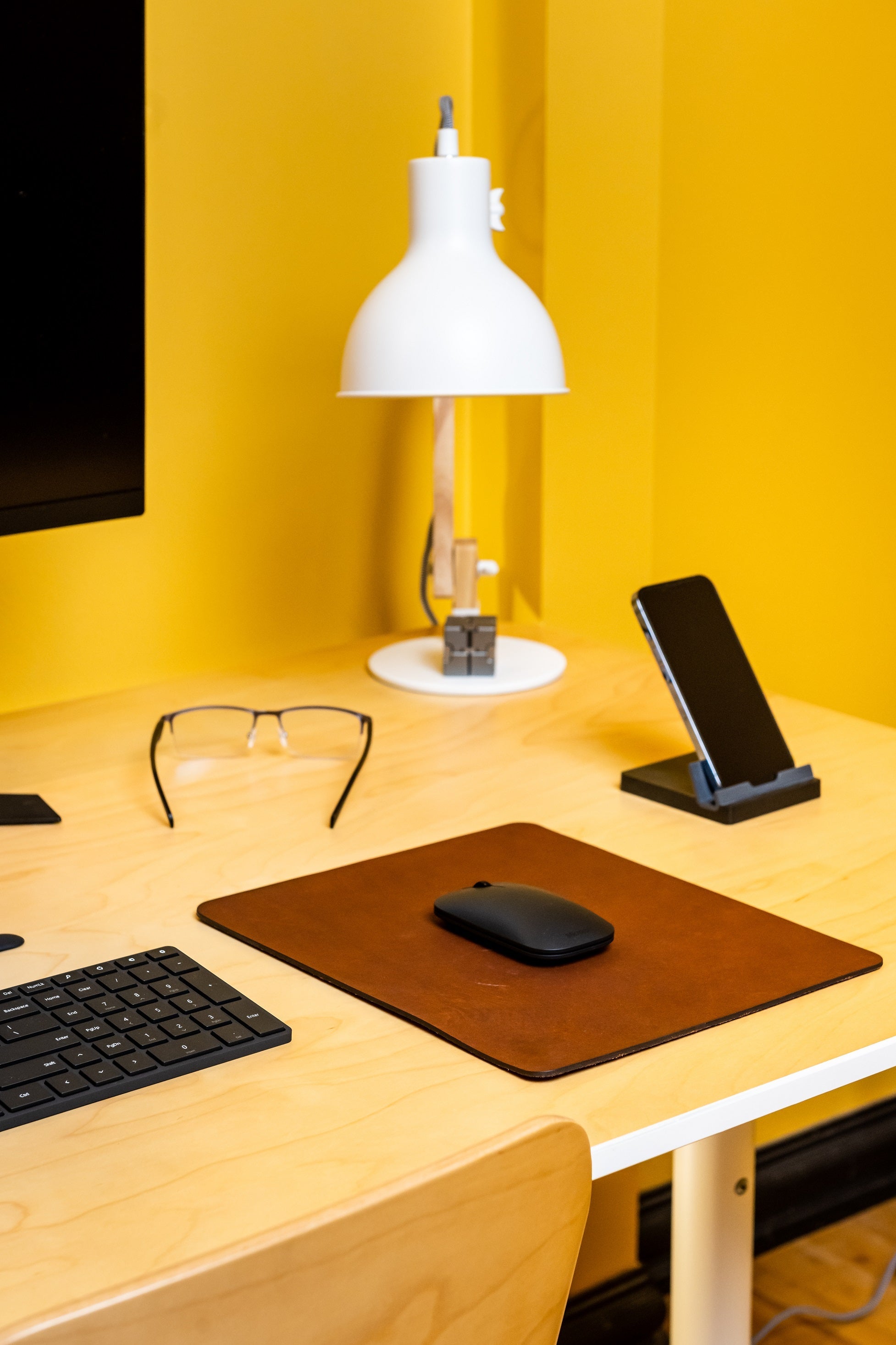Designing a Compact Home Office That Maximizes Productivity – Alterroom