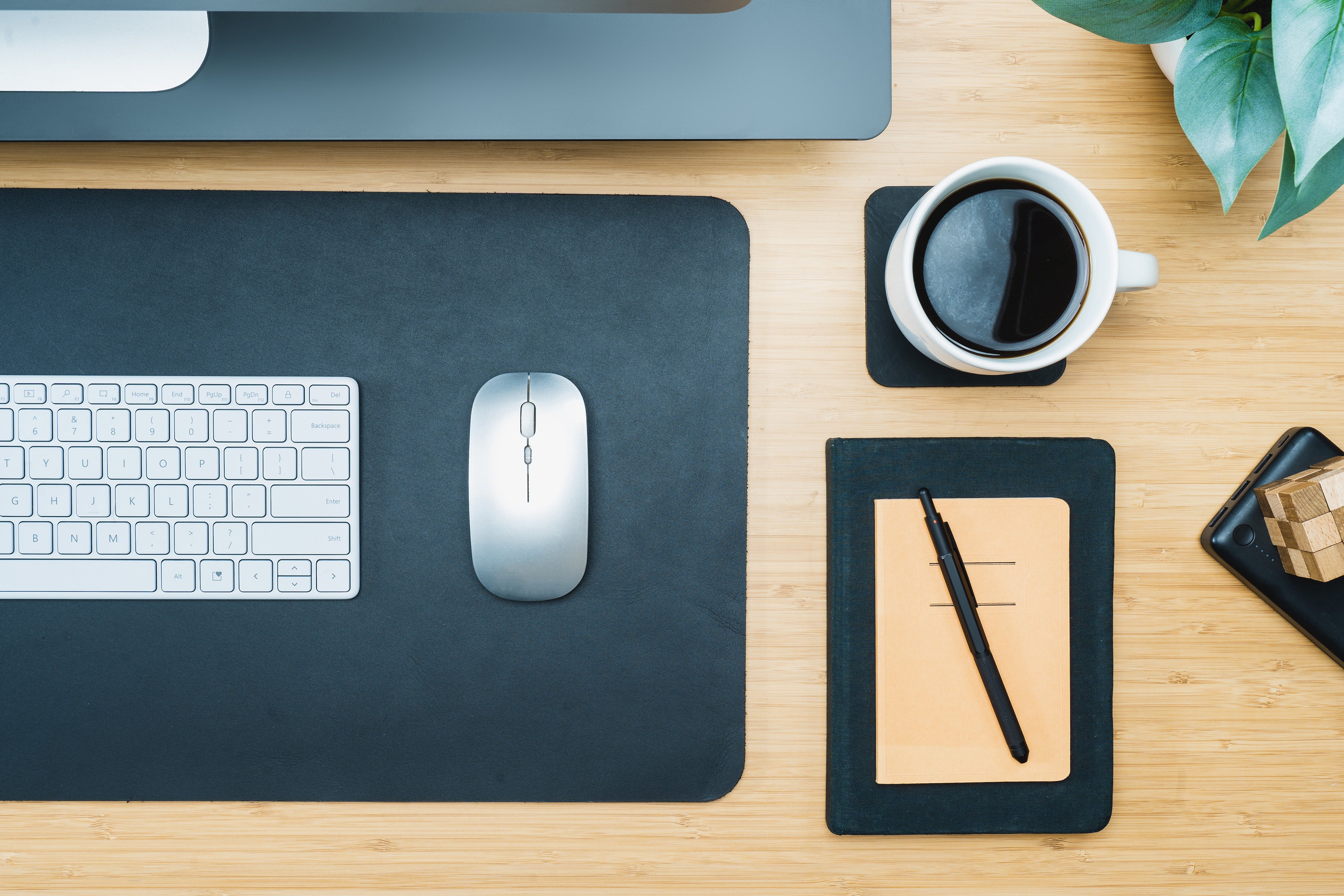 TERRA Leather Desk Mat