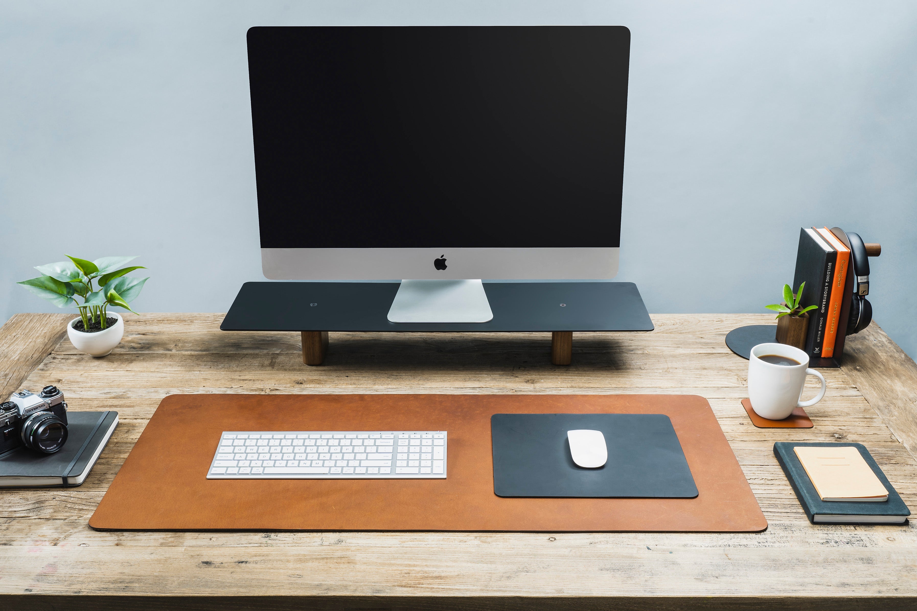HORIZON Leather Mouse Pad