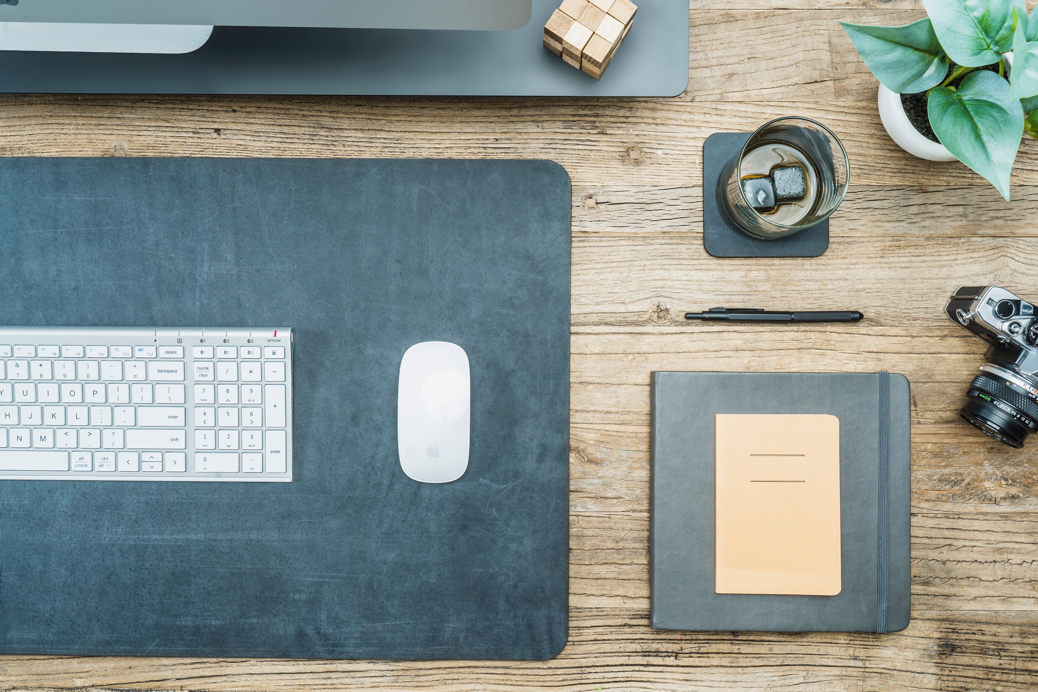 TERRA Leather Desk Mat